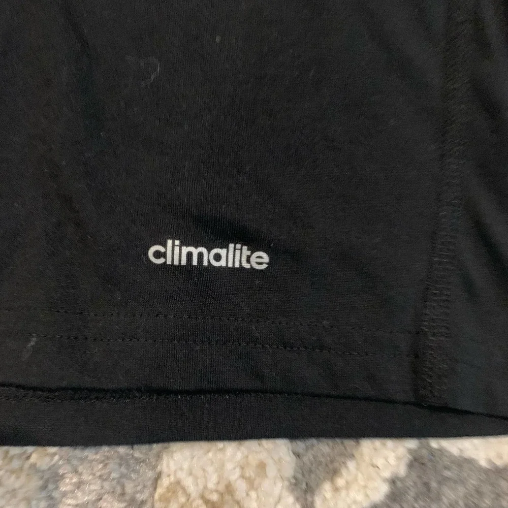 Atlanta‎ Hawks Basketball NBA x Adidas Climalite Ultimate Tee Men’s Size Medium